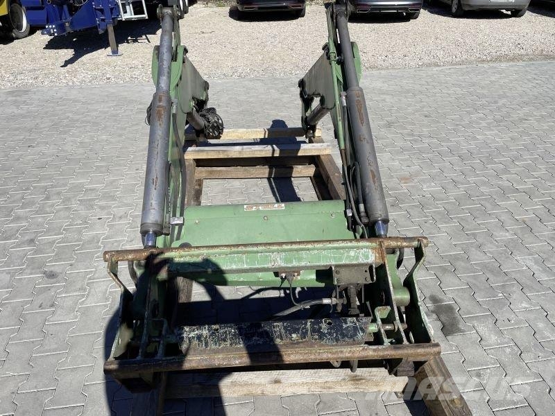 Stoll Rubust FZ 40 Čelni nakladalci in kopači