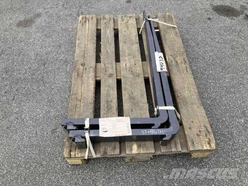 Stoll Z- ZINKEN SATZ HD 1600/1000 ملحقات أمامية للوادر