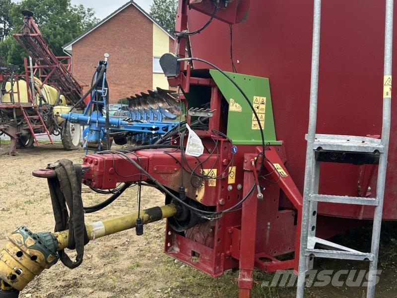 Strautmann Verti-Mix Double 1500 K ملقمات خلاط