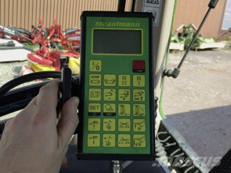 Strautmann ZELON CFS 3301 Atrelados auto-carregadores