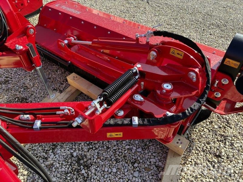 Tehnos MB 220 R Profi LW حصادات الأعلاف