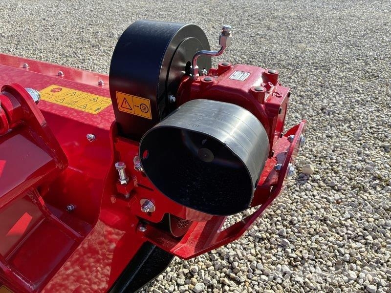 Tehnos MB 220 R Profi LW حصادات الأعلاف