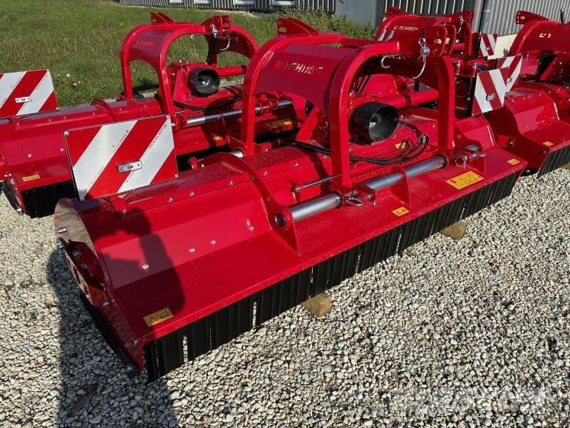 Tehnos MU 280 R Profi LW حصادات الأعلاف