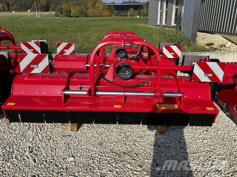 Tehnos MU 280 R Profi LW حصادات الأعلاف