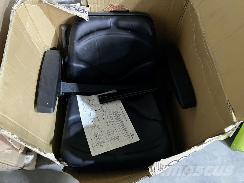 Thaler SITZ AUS HOFLADER 2438 Otras máquinas y aperos de labranza