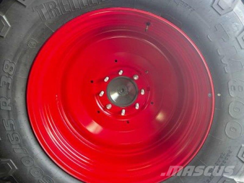 Trelleborg 540/65 R24 + 600/65 R38 Pneus Agrícolas