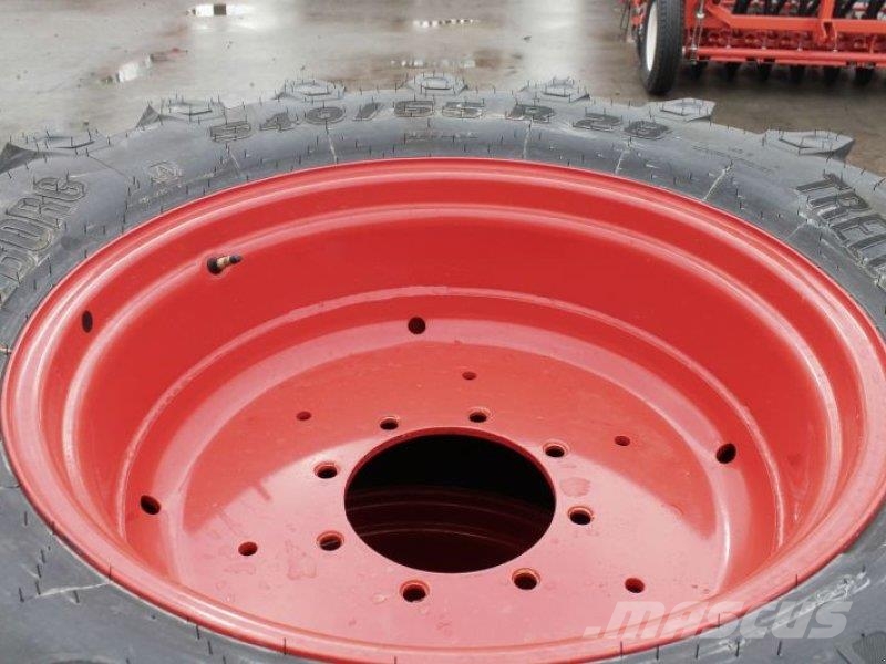 Trelleborg 540/65 R28 + 650/65 R38 轮胎、车轮、轮圈