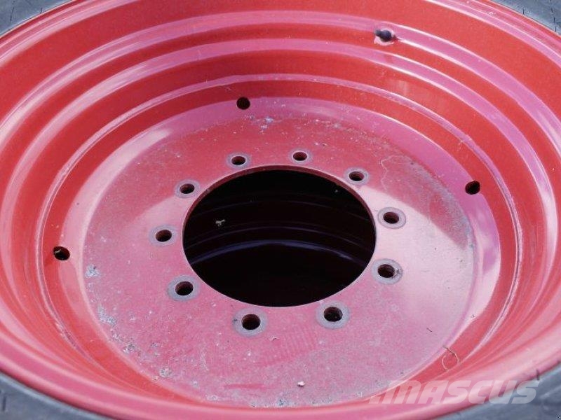 Trelleborg 540/65 R30 Колелета/Гуми