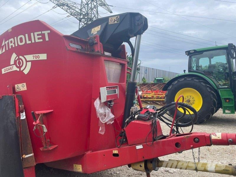 Trioliet Gigant 700 믹서 피더