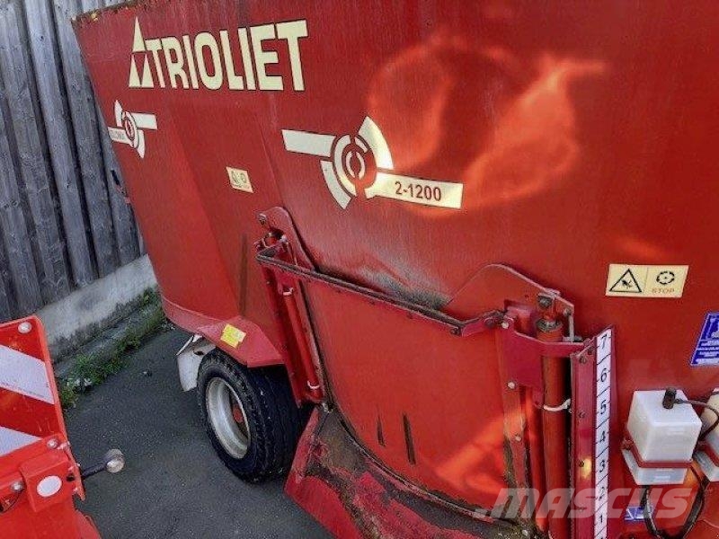 Trioliet SOLOMIX 2 1200 ZK 믹서 피더