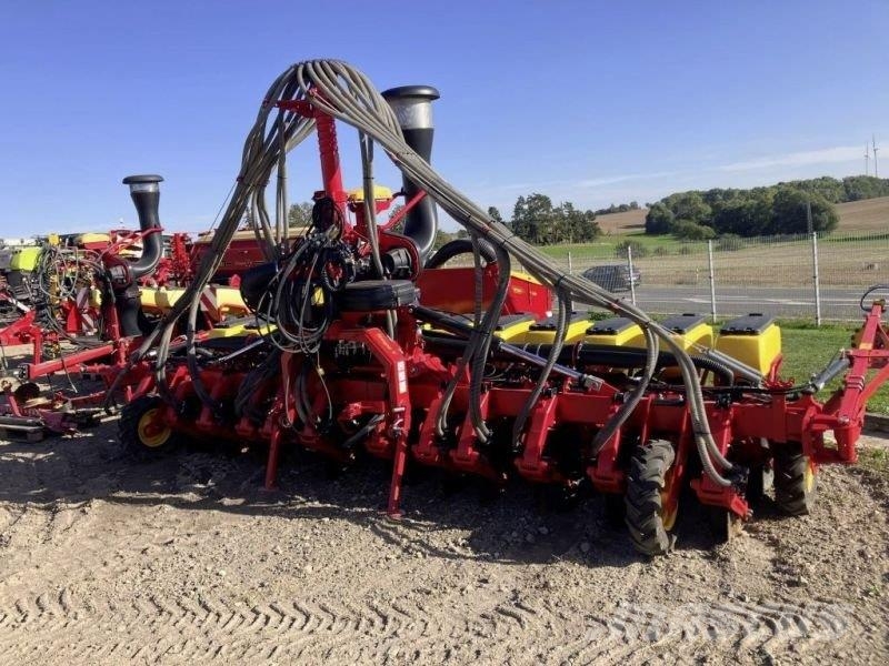 Väderstad TEMPO V12 WSX Other sowing machines and accessories