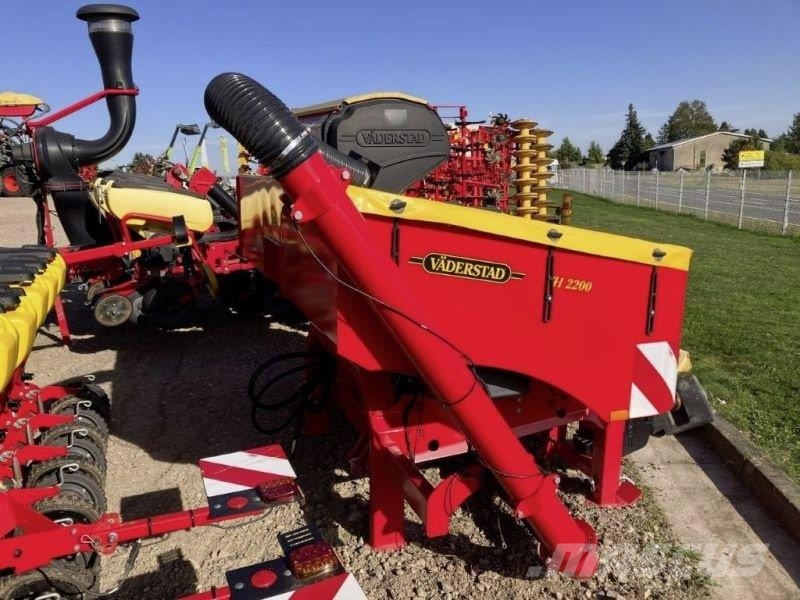 Väderstad TEMPO V12 WSX Other sowing machines and accessories