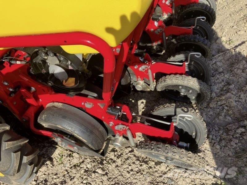 Väderstad TEMPO V12 WSX Other sowing machines and accessories