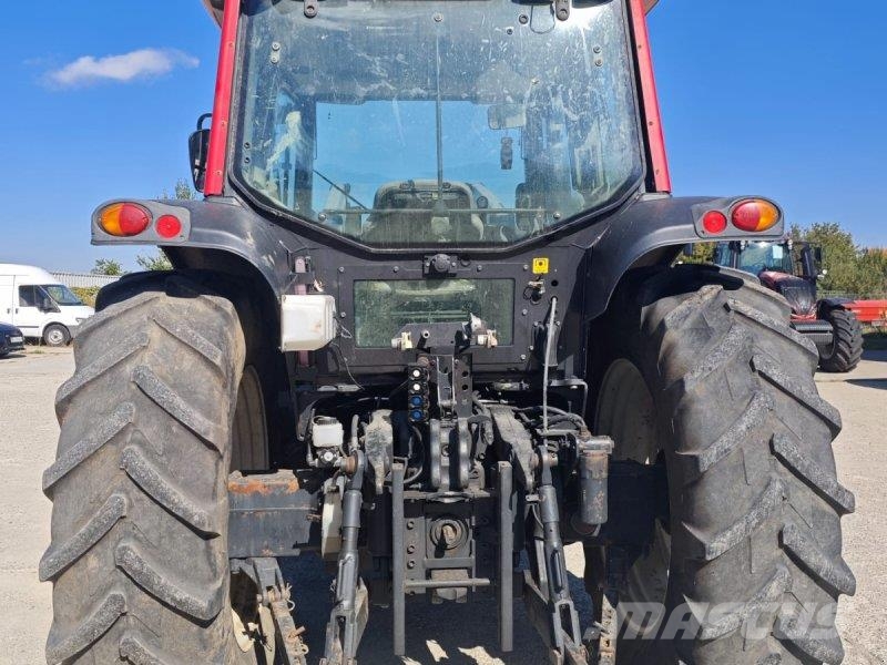 Valtra N 121H Tractoren