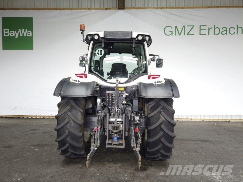 Valtra N134 H Tractoren