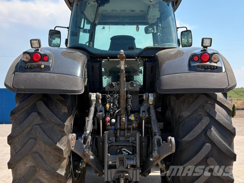 Valtra S274 Traktori