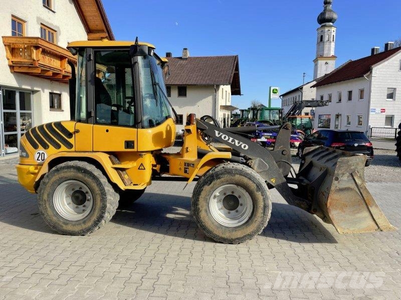 Volvo L 30B pro 轮式装载机