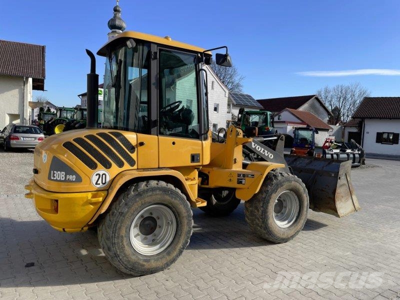 Volvo L 30B pro 轮式装载机