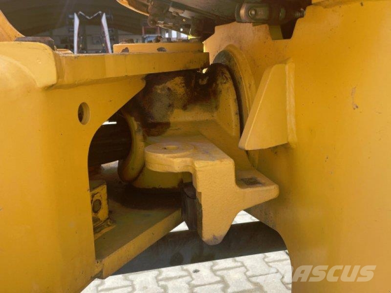 Volvo L 30B pro 轮式装载机