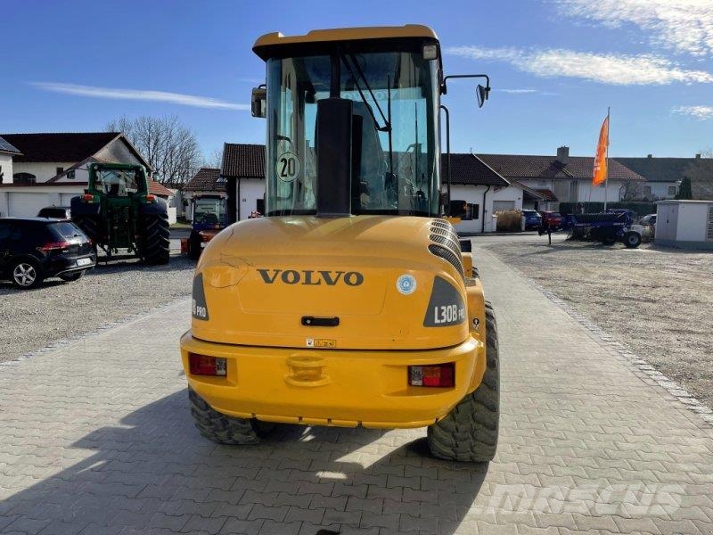 Volvo L 30B pro 轮式装载机