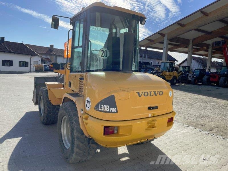 Volvo L 30B pro 轮式装载机