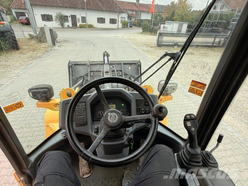 Volvo L30 G Top 轮式装载机