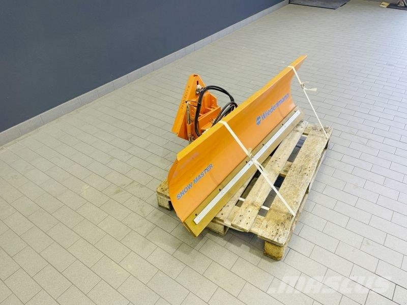 Wiedenmann SNOW MASTER 3403 حراثات ونصول الجليد