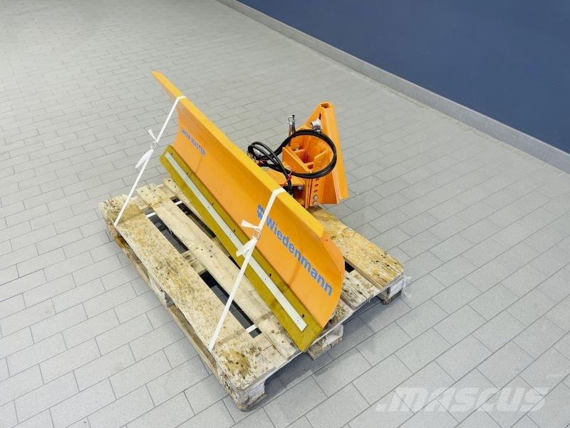 Wiedenmann SNOW MASTER 3403 حراثات ونصول الجليد