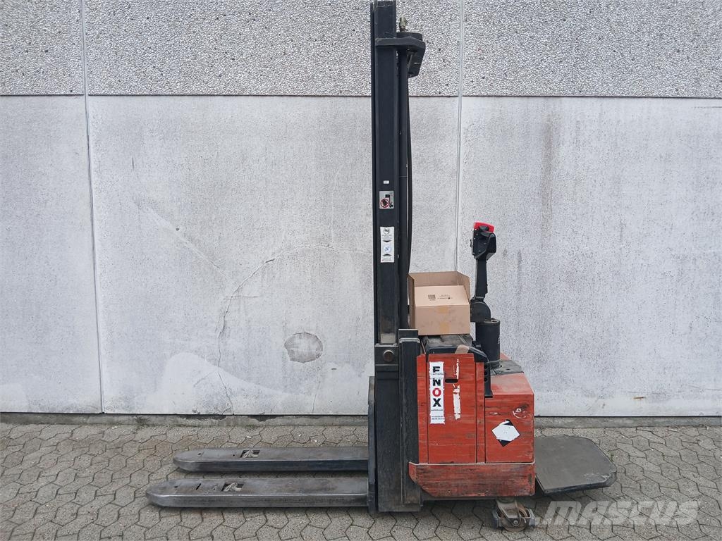 BT LSF 1250 شاحنات مناولة ذاتية الدفع