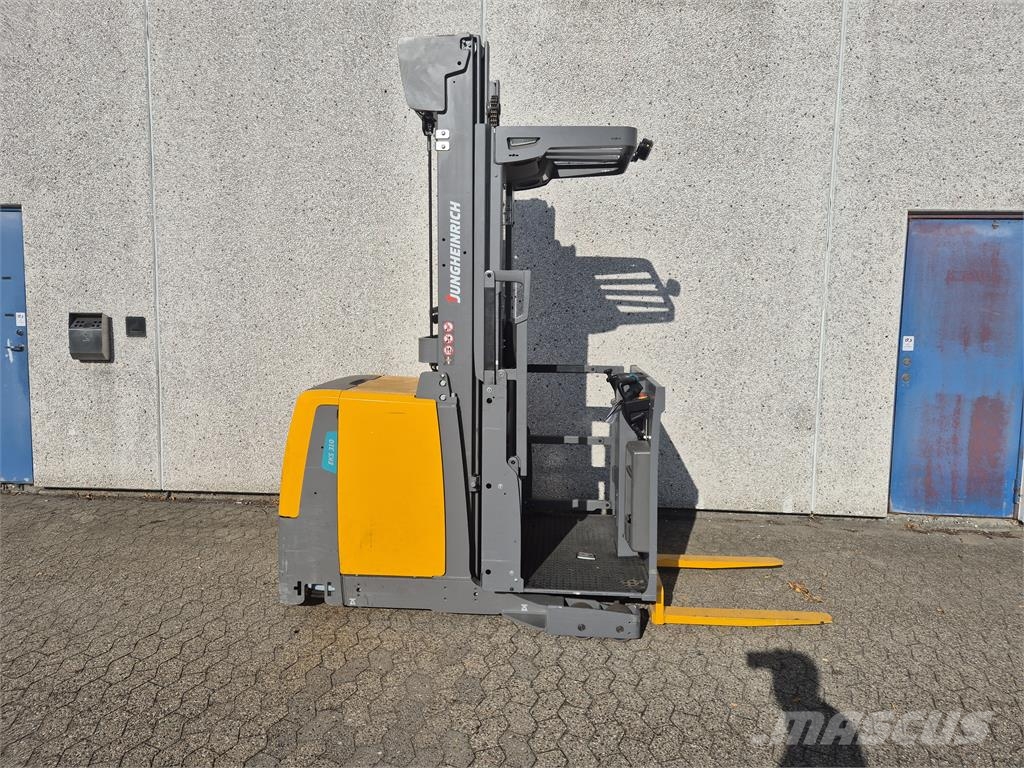 Jungheinrich EKS 310 معدات الرفع عالي المستوى