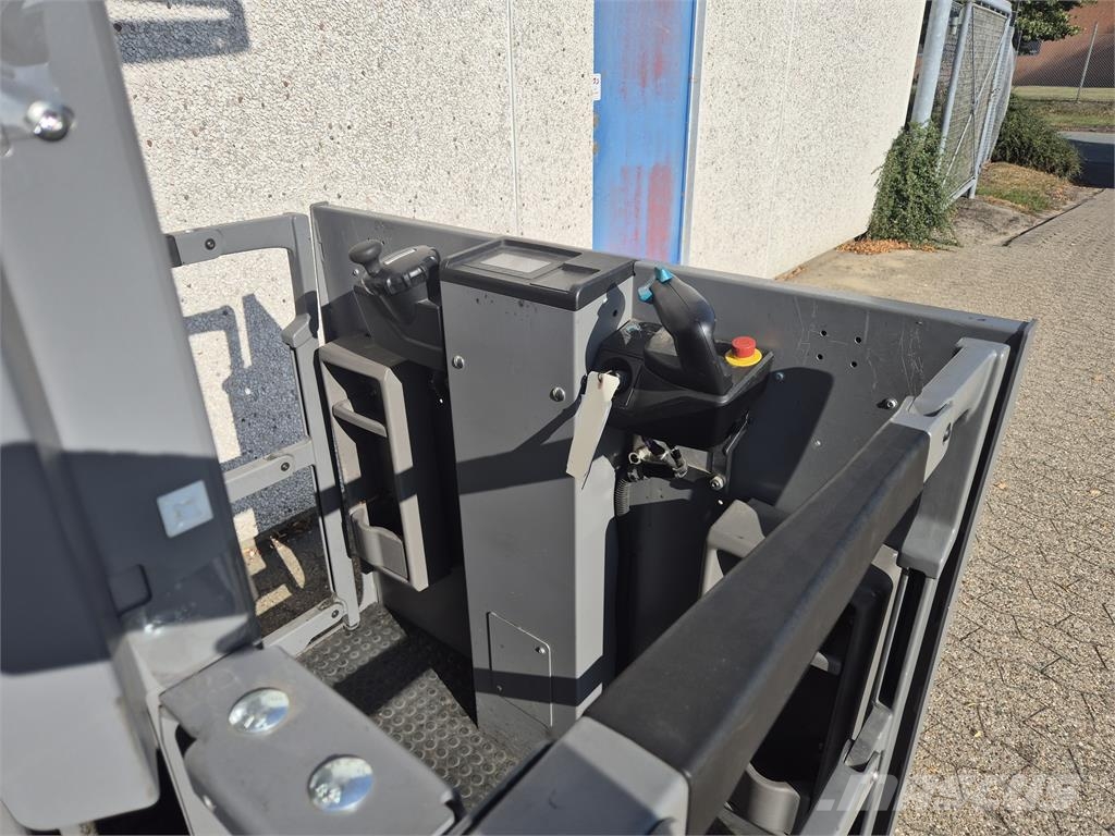 Jungheinrich EKS 310 معدات الرفع عالي المستوى