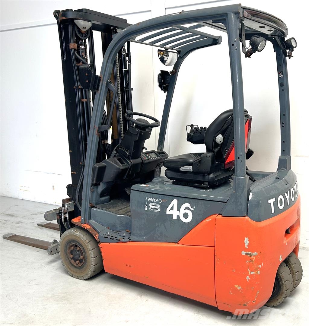 Toyota 8FBE18T Електрически вилични кари-повдигачи