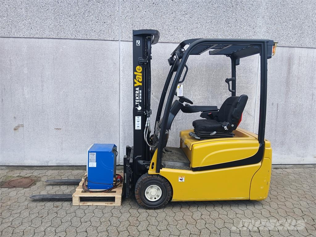 Yale ERP16VT (MWB) Chariots élévateurs électriques