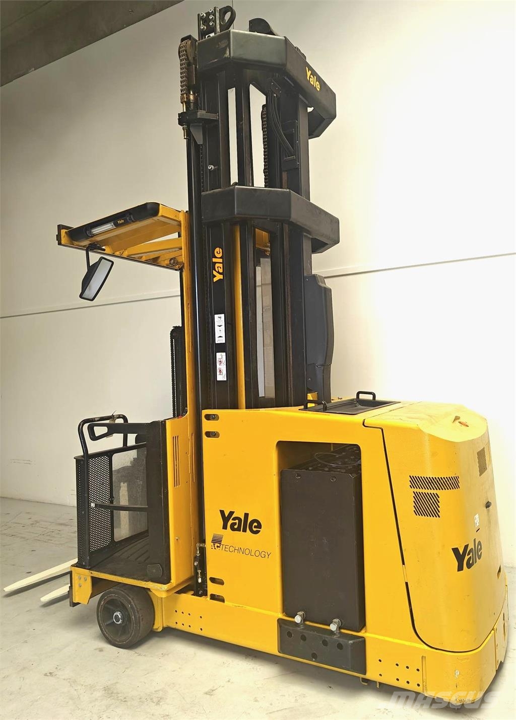 Yale MTC10 Vozíky do úzkych uličiek