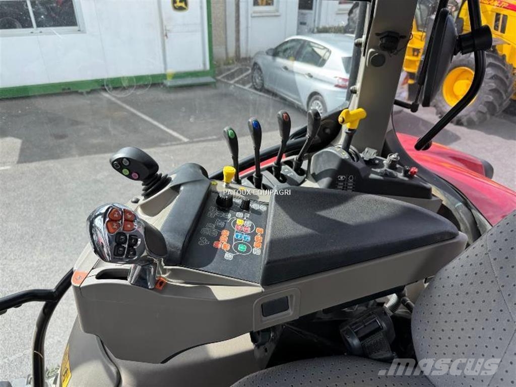 Case IH MAXXUM 150 Traktory
