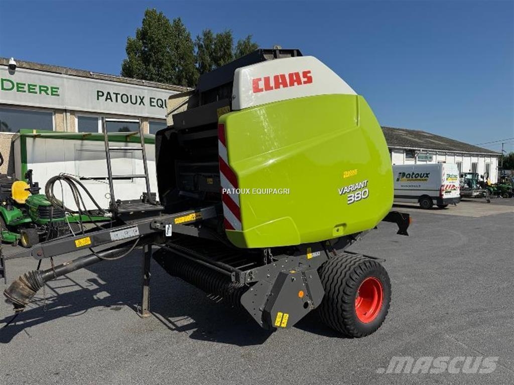 CLAAS VARIANT 380 Рулонні прес-підбирачі