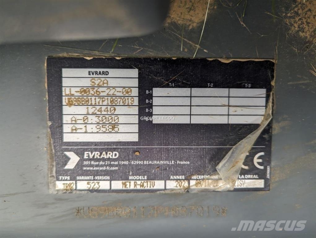 Evrard METEOR R ACTIVE Причіпні обприскувачі