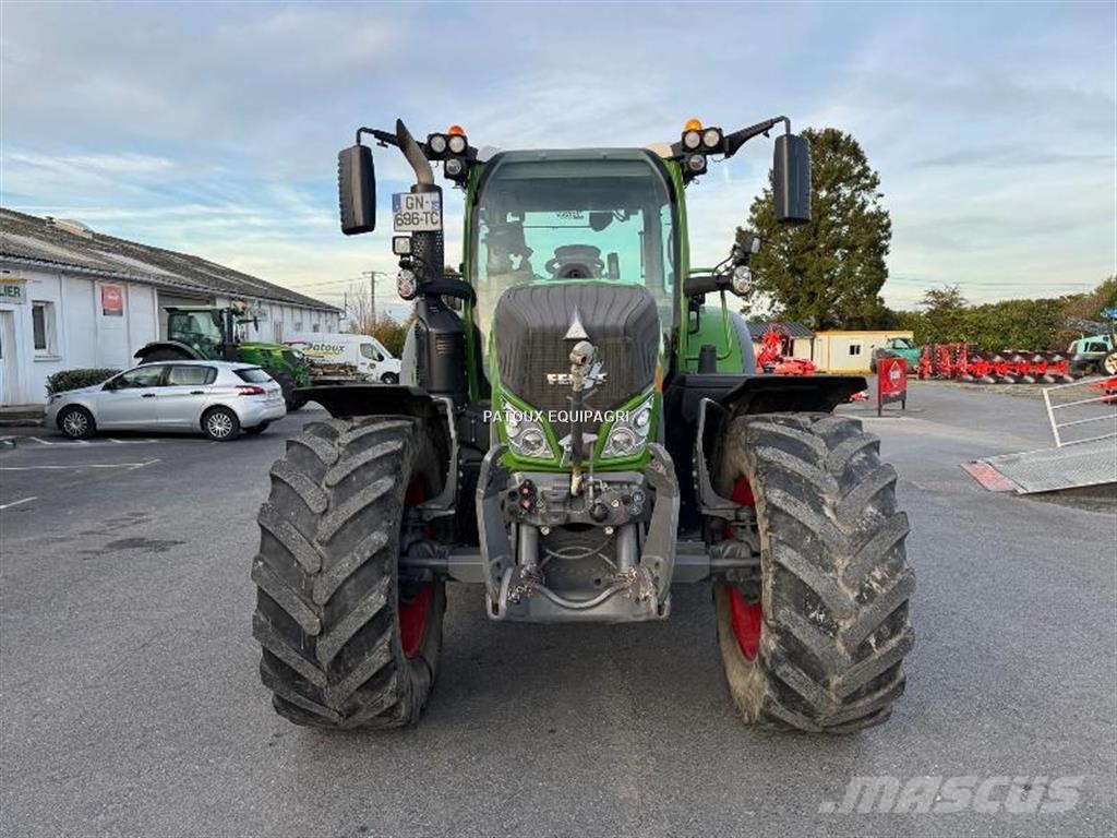 Fendt 720 PROFI PLUS Tracteur