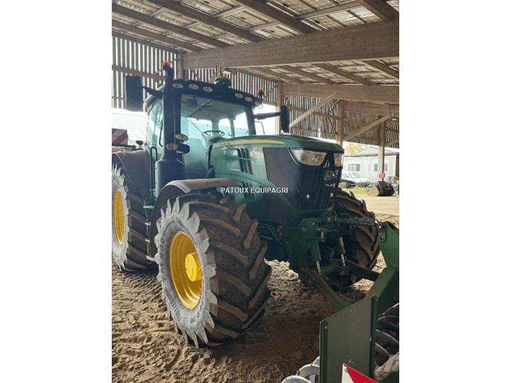 John Deere 6175R Traktori