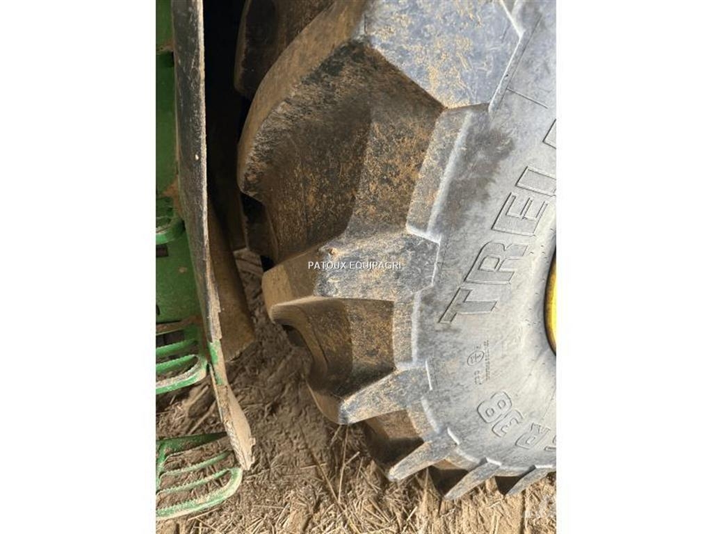 John Deere 6175R Traktori