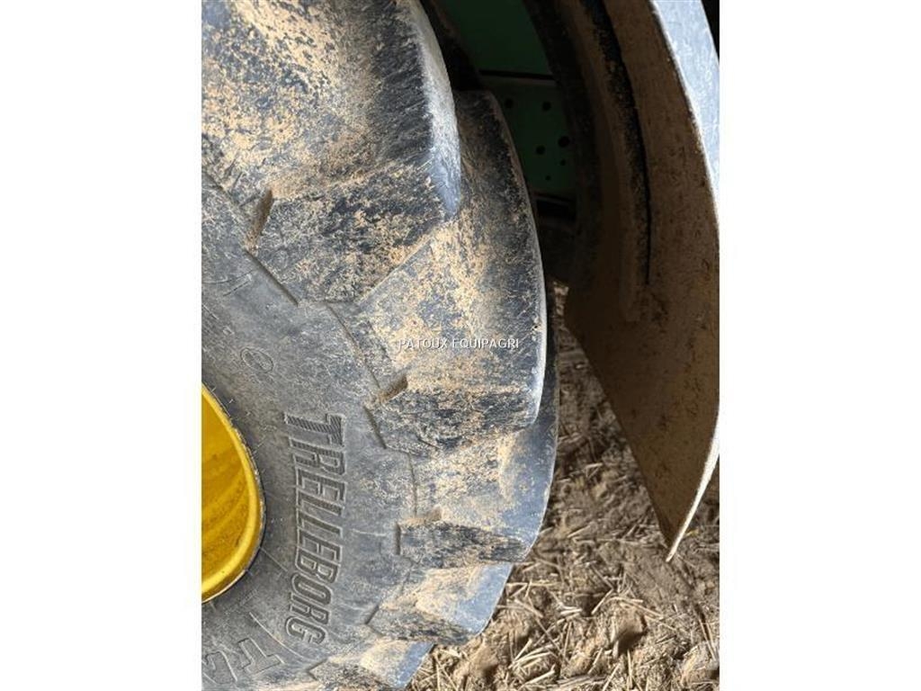 John Deere 6175R Traktori