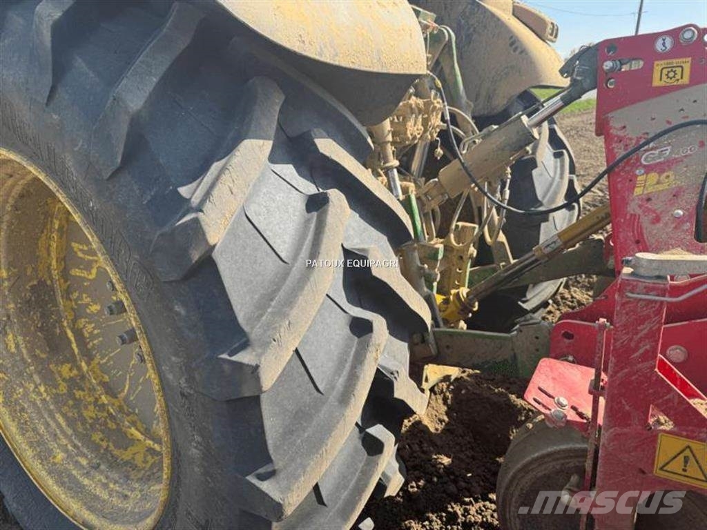 John Deere 6195M Trattori
