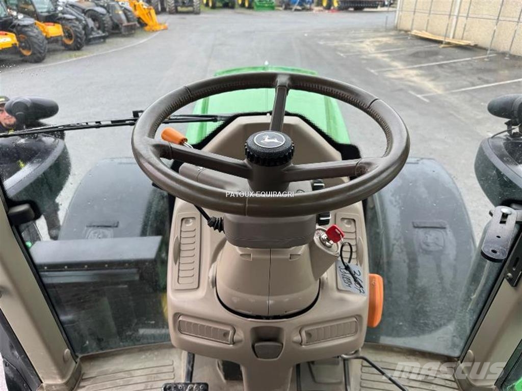 John Deere 6195M Трактори