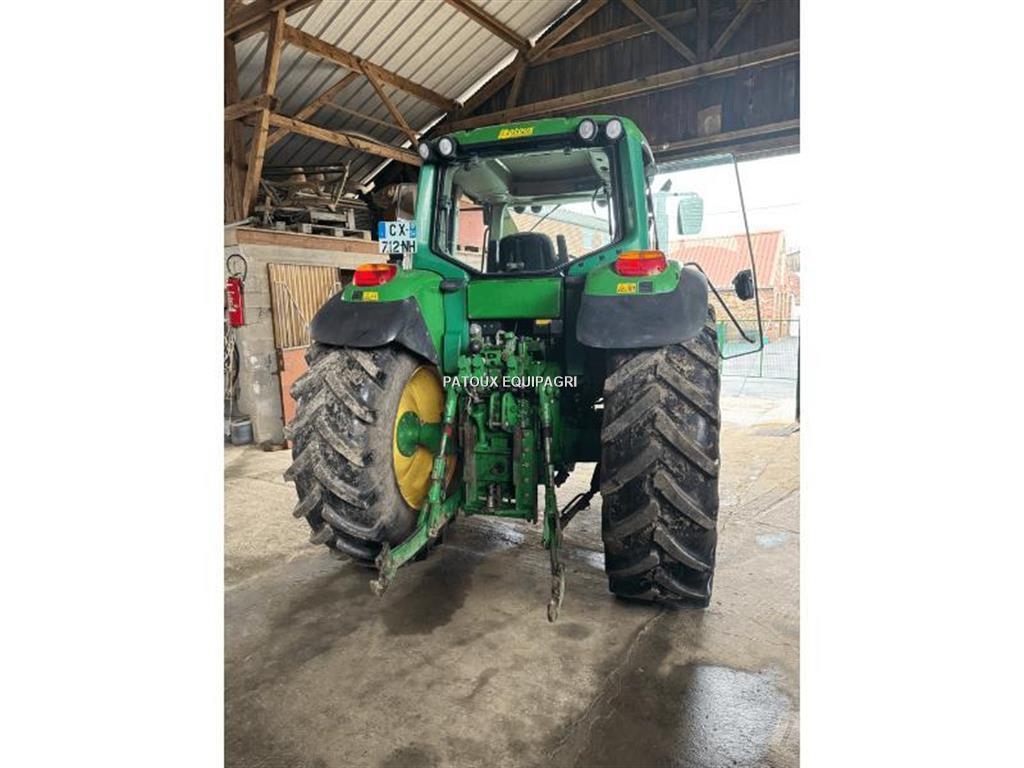 John Deere 6520 Tractors