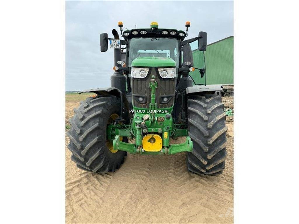 John Deere 6R250 Traktori