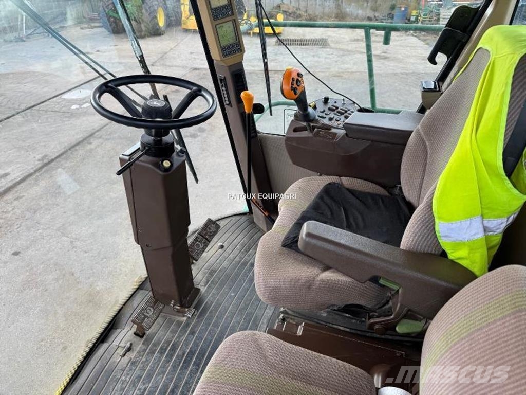 John Deere 7400 4RM Kombajni za stočnu hranu