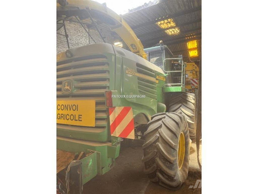 John Deere 7400 4RM Kombajni za stočnu hranu
