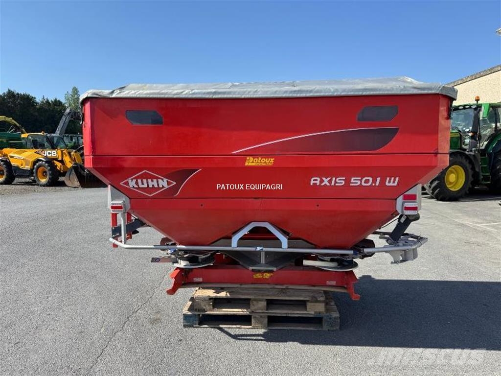 Kuhn AXIS50.1W Розсіювач мінеральних добрив