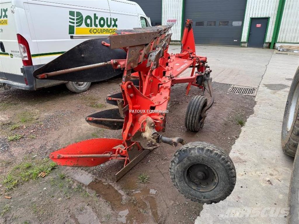 Kuhn MULTIMASTER 122 Συμβατικά άροτρα