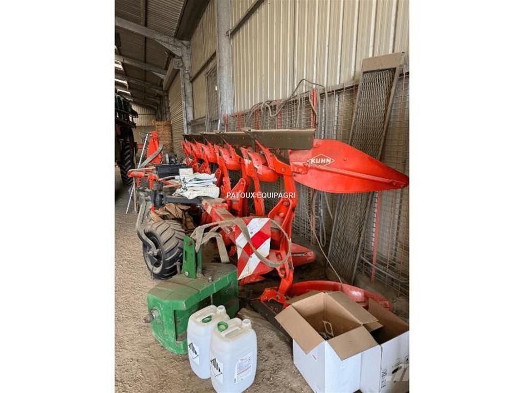 Kuhn VARIMASTER 123 Звичайні плуги